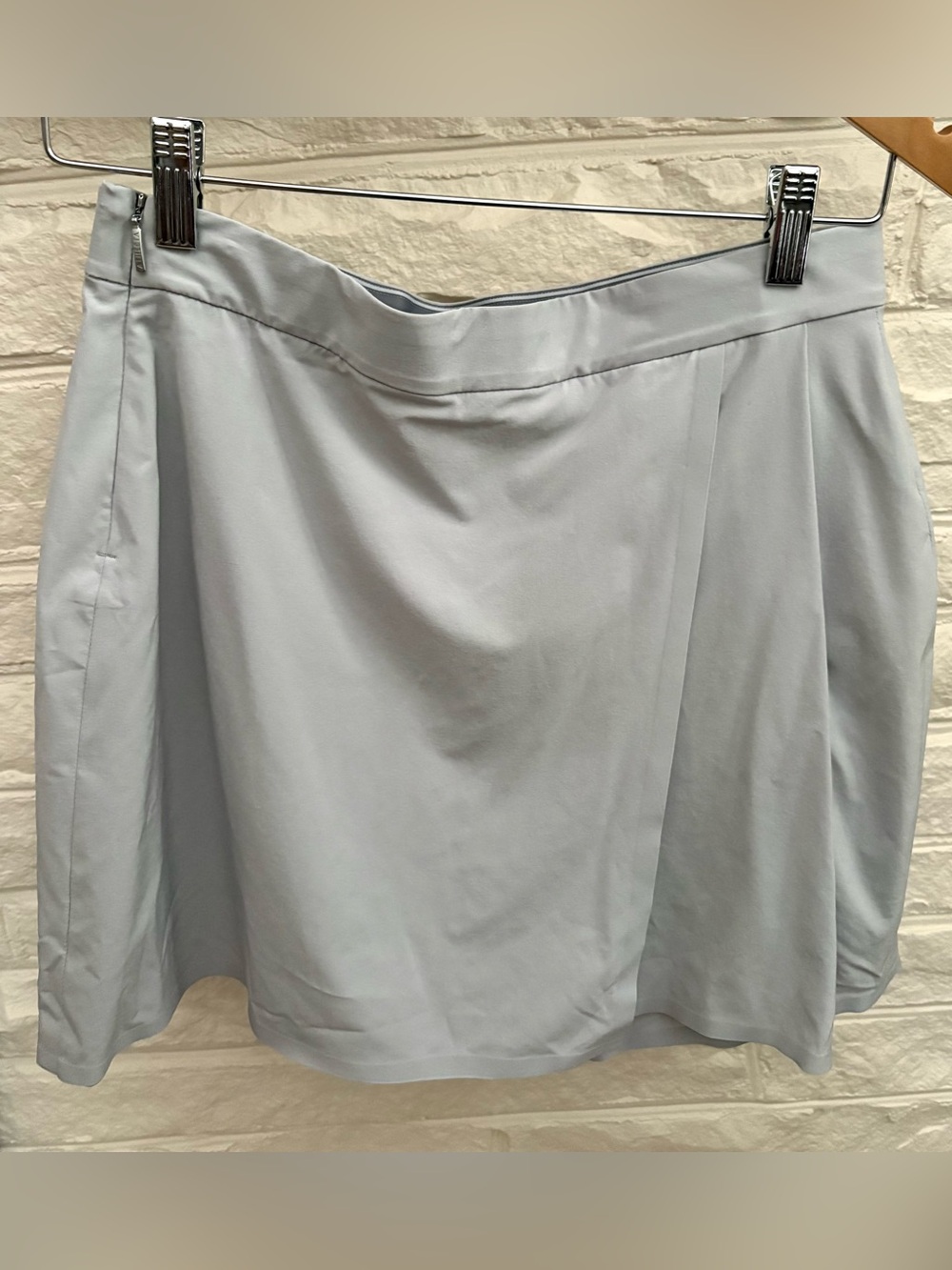 Athleta Classic Light Gray Women’s Skort Shorts Size 4 - Golf Sports Tennis